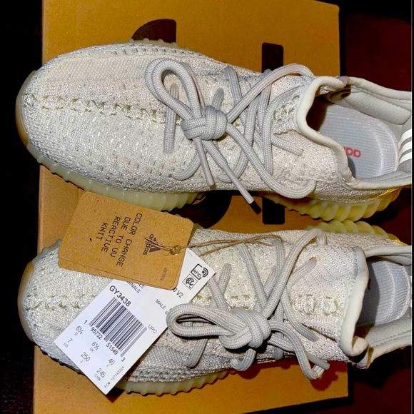 Adidas Yeezy Boost 350 V2 Light, Men 7 / Women 8 - Picture 2 of 3